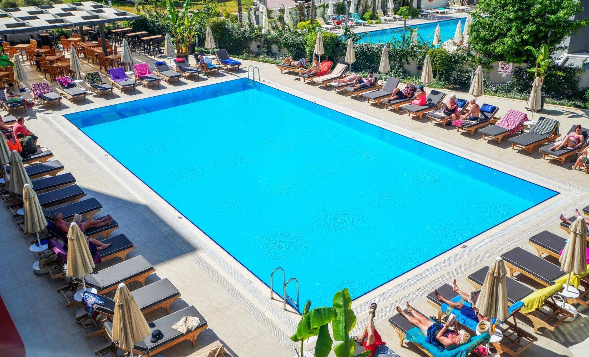 Ada Julian (adults Only) Hotel