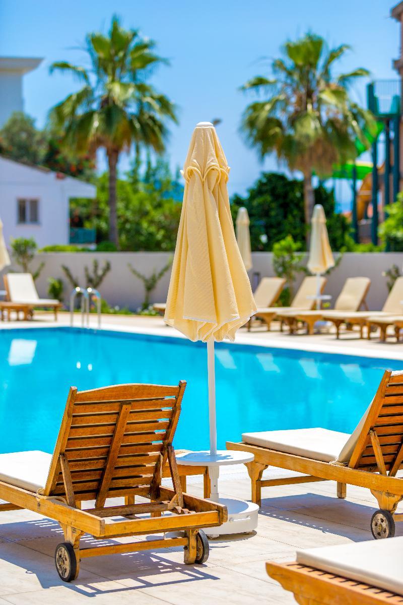 Hotel Ada Julian (adults Only) 4*