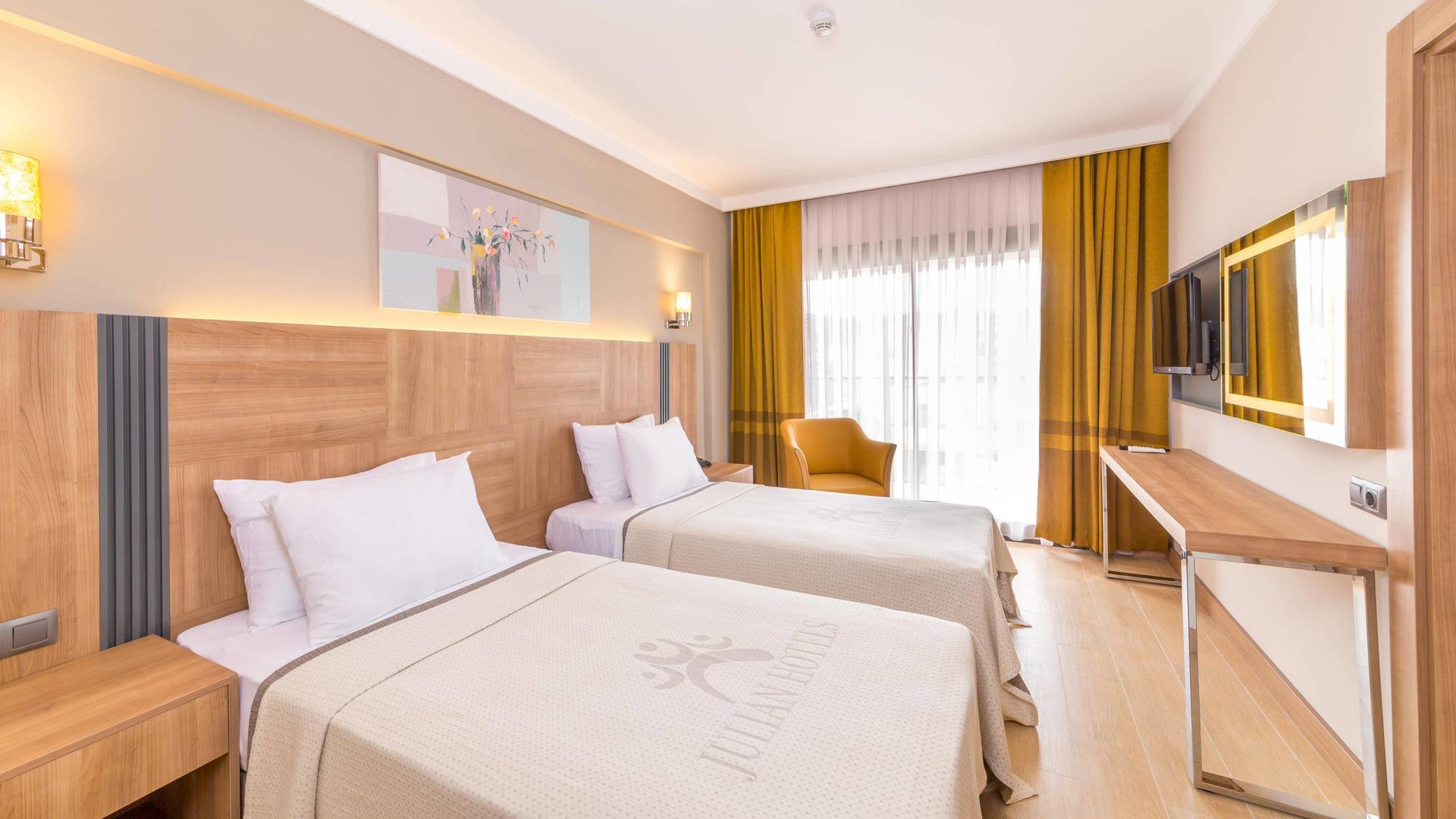 Hotel Ada Julian (adults Only) 4*