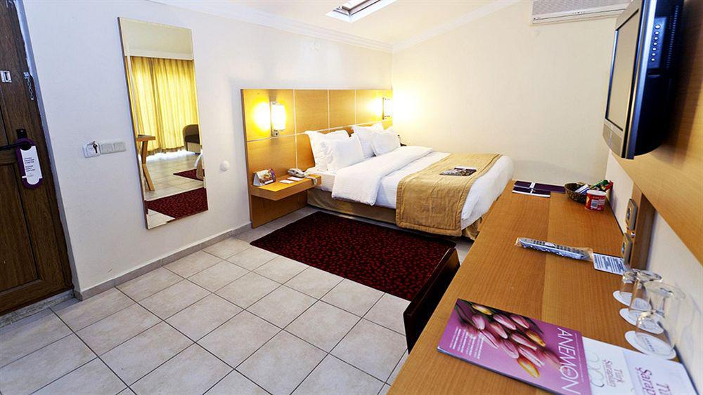 Hotel Ada Julian (adults Only)